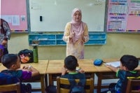 Education Minister Fadhlina Sidek at the Preschool PAKAT programme at Sekolah Kebangsaan Presint 9 (1) today. - Bernama photo