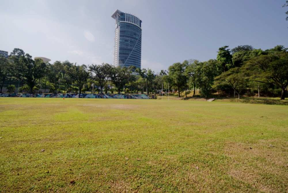 Padang Merbok, one of the iconic public spaces in Kuala Lumpur, has reopened to the public after the fences, installed since August 2022 were removed on Jan 14, said Minister in the Prime Minister's Department (Federal Territories) Hannah Yeoh. Photo: Facebook/Hannah Yeoh