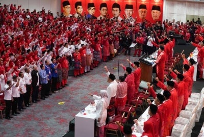 Zahid’s announcement was met with cheers from Umno delegates filling the Dewan Merdeka at the World Trade Centre (WTC) Kuala Lumpur. - Bernama photo