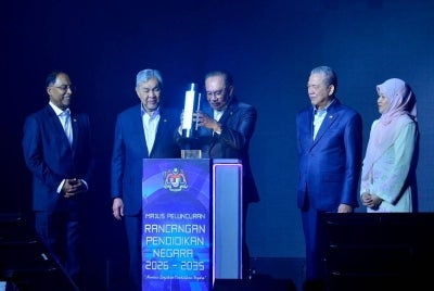 Prime Minister Datuk Seri Anwar Ibrahim officiated the launch of the National Education Plan (RPN) 2026–2035 at the Putrajaya International Convention Centre (PICC) today. Photo by Bernama