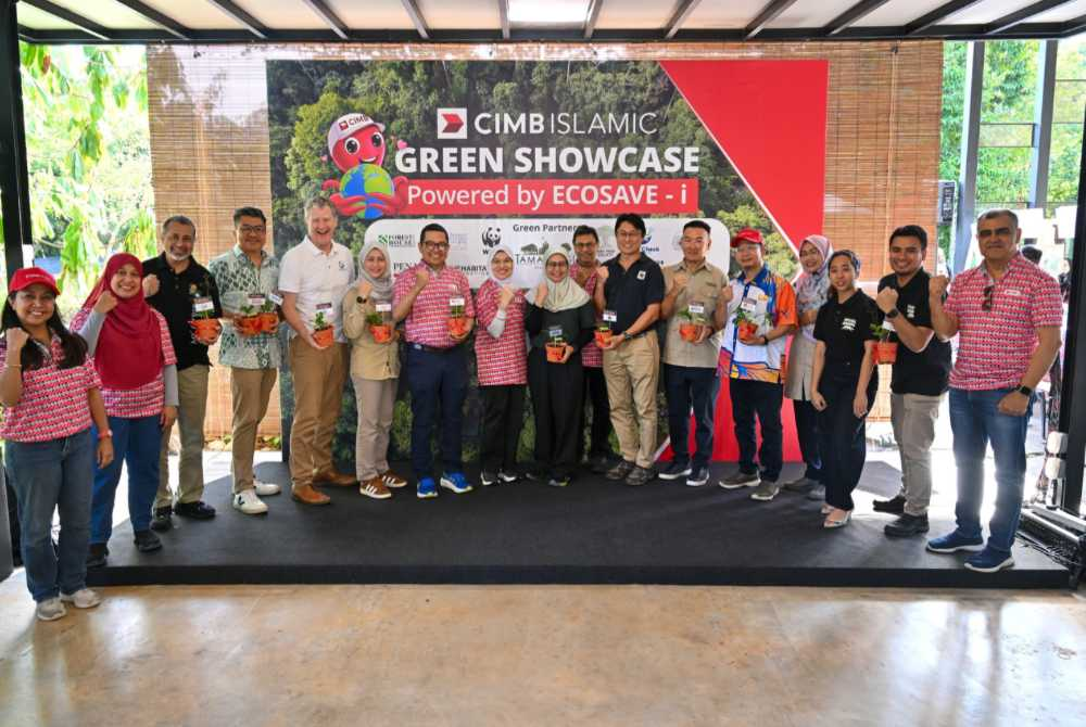 Through collaborations with conservation groups, universities and community organisations, CIMB Islamic directs funding into initiatives that build long-term ecosystem resilience while supporting local livelihoods. - Photo courtesy of CIMB 