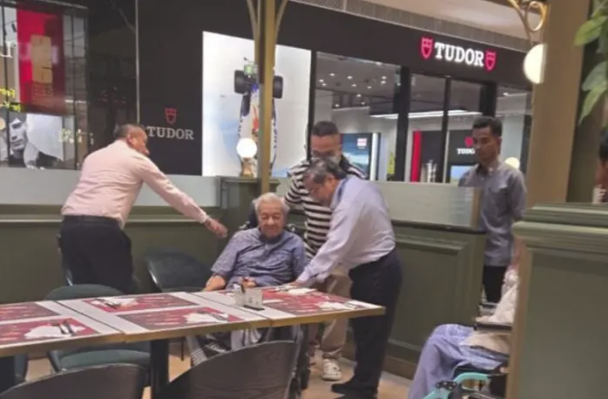 Former prime minister Tun Dr Mahathir Mohamad was seen seated in a wheelchair Pavilion Damansara. - Photo: THE STAR
