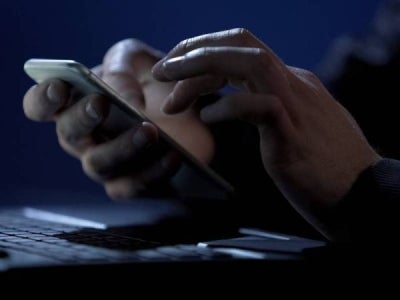 The victim suspected he had been cheated after being asked to make an additional payment of RM40,000 for customs clearance. - 123RF photo