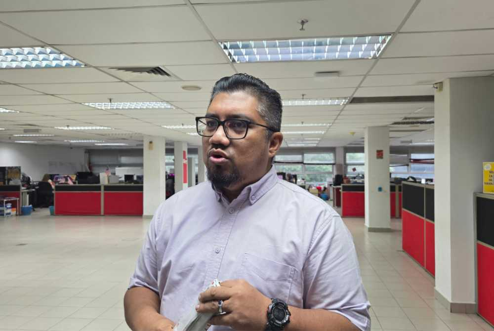 Chegubard during a recent segment of Politically Frank at the Karangkraf complex.