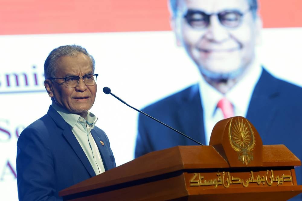 Health Minister Datuk Seri Dr Dzulkefly Ahmad delivering his speech at the national-level World Cancer Day 2026 celebration today. - Photo by Bernama
