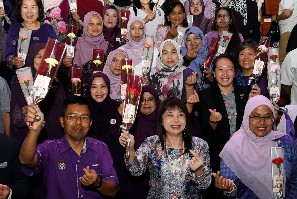 The Ministry of Women, Family and Community Development (KPWKM) is stepping up a range of initiatives to increase women’s participation in the national workforce, aimed at achieving a 60 per cent target by 2033. Photo by Bernama