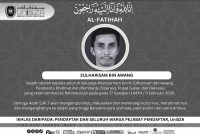Terengganu football legend Zulharisam Awang died at his home in Kampung Wakaf Baharu this evening. He was 51.