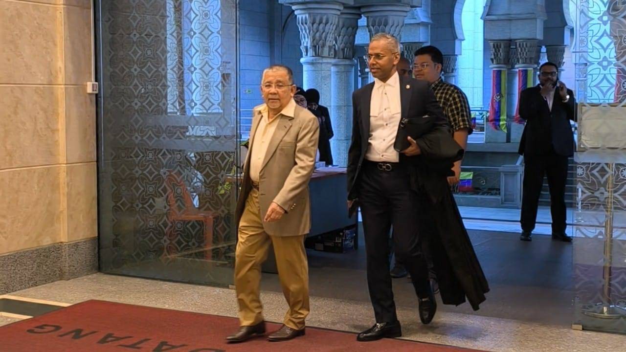 Former Felda chairman Tan Sri Mohd Isa Abdul Samad has been ordered to begin serving a six-year prison sentence from Tuesday.