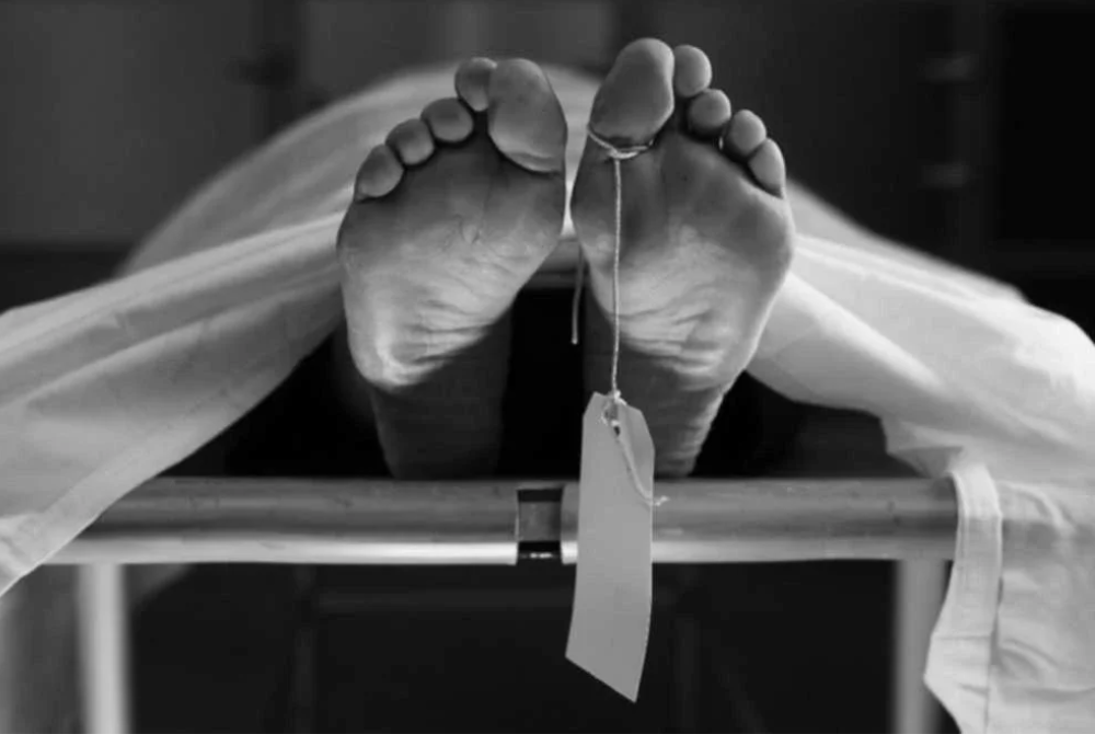 The body was later handed over to the police for further action.