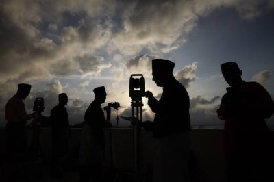 The new moon to mark the start of Ramadan for Muslims in Malaysia will be sighted on the evening of Tuesday, Feb 17. Bernama FILE PIX