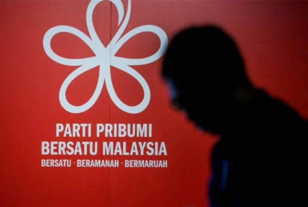 While Tan Sri Muhyiddin Yassin remains the constitutionally legitimate president, Mujibu revealed that his leadership is under immense political strain following a shift in allegiance among the party's Members of Parliament. 