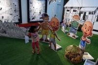 Aishah Muhammad Yassin remembers her frazzled mother giving her a smartphone and putting on ‘Upin & Ipin’, a popular Malaysian animated series for children, for her to watch. - BERNAMA FILE PIX