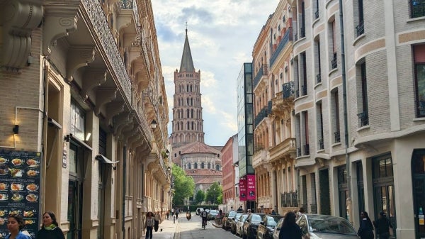 As France's fourth-largest city, Toulouse offers the sophistication of a major metropolis while maintaining a relaxed atmosphere that feels distinctly different from the hustle and bustle of Paris.