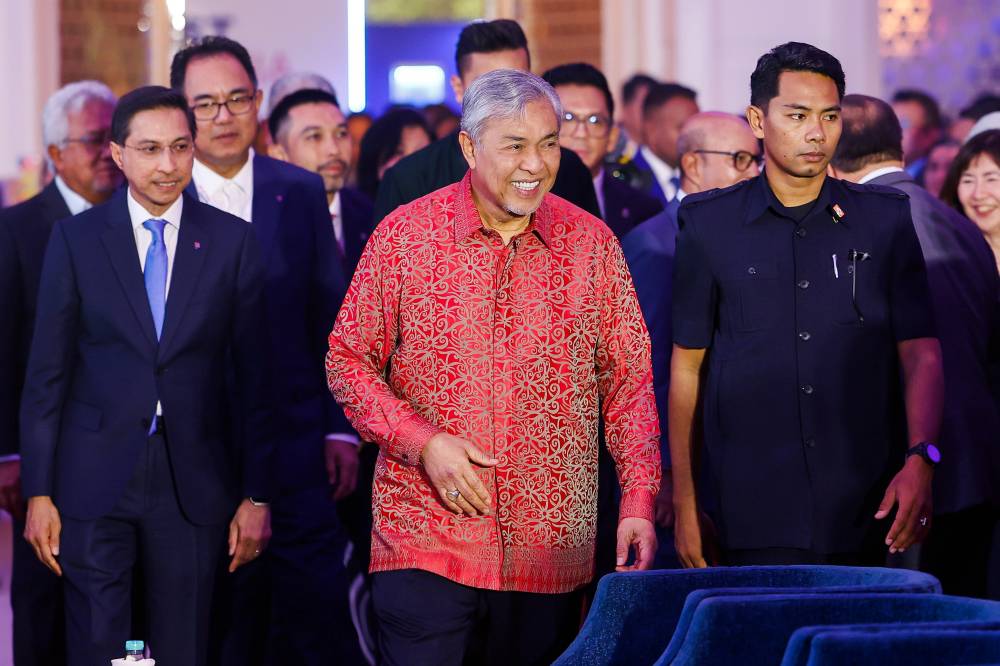 Deputy Prime Minister Datuk Seri Dr Ahmad Zahid Hamidi advises Malaysians to brace for water shortages and haze as El Nino looms over the country. - BERNAMA photo