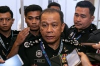 Between 7,000 and 8,000 Rohingya refugees were previously resettled to third countries each year through government-to-government cooperation arrangements according to Inspector-General of Police Tan Sri Mohd Khalid Ismail. BERNAMA photo