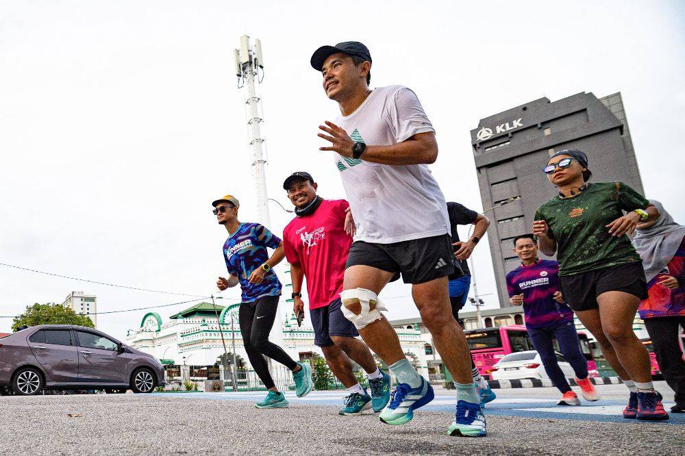 Neow completes first leg of 290km run for DAK campaign