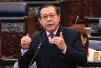 The Court of Appeal here today reduced the general damages awarded to DAP adviser Lim Guan Eng from RM1.05 million to RM450,000 in a defamation suit filed against Tan Sri Muhyiddin Yassin relating to the revocation of tax exemption for Yayasan Albukhary. - BERNAMA FILE PIX