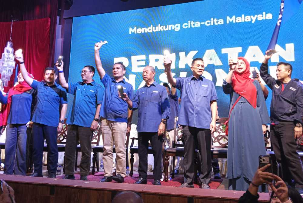 Muhyiddin at the launch of the Johor 16th State Election (PRN) Machinery in Bakri here on Sunday night.