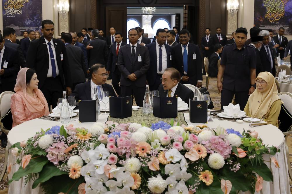  Prime Minister Datuk Seri Anwar Ibrahim with Bangladesh Prime Minister Tarique Rahman during a luncheon hosted by the Prime Minister at Seri Perdana Complex today. BERNAMA photo.