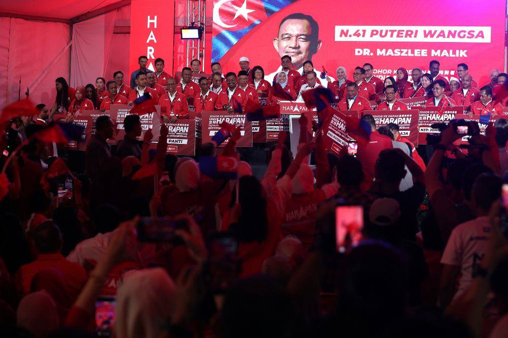 Pakatan Harapan (PH) chairman Datuk Seri Anwar Ibrahim announced the list of candidates for the coalition who will contest in the 16th Johor state election. Photo by Bernama