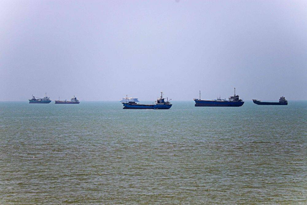 Maritime traffic in the Strait of Hormuz on Monday continued to flow at a faster pace than before the US-Iranian agreement on talks to end the Middle East war, according to tracking firms, despite Tehran's announcement of a renewed closure. AFP FILE PIX