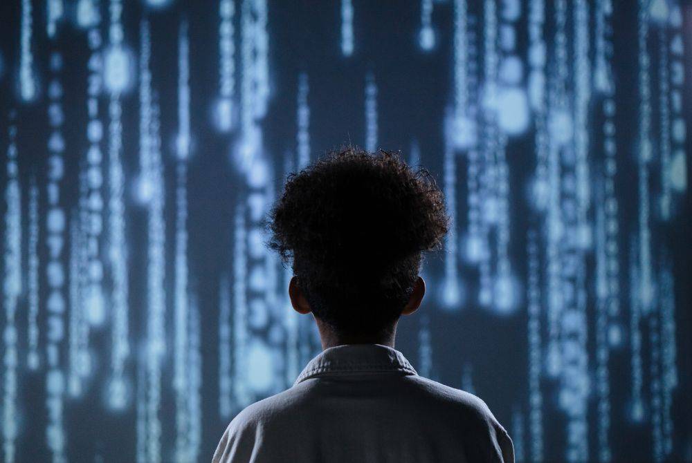 Malaysia’s plan to introduce an AI Governance Bill is timely and necessary amid the growing adoption of AI across the public and private sectors. Photo: Canva