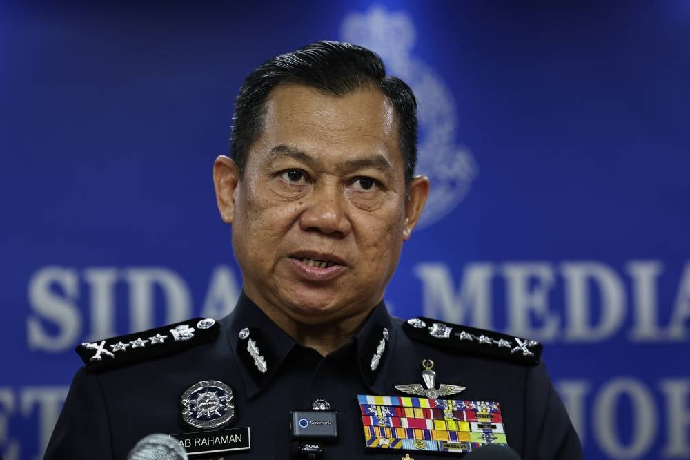 Johor police chief Datuk Ab Rahaman Arsad said the closures and diversions are to ensure safety and smooth conduct of the nomination process. (BERNAMA photo)