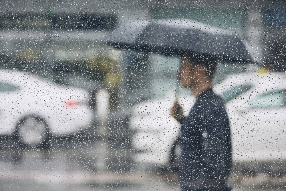 Rain is forecast to affect seven of the 10 districts in Johor tomorrow morning, potentially posing a challenge for prospective candidates and supporters on nomination day for the 16th state election.