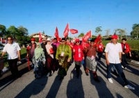 PKR deputy president Nurul Izzah Anwar, together with Pakatan Harapan (PH) supporters, accompanied PH candidate Onn Abu Bakar at the nomination centre for the N24 Senggarang state seat in the 16th Johor state election at Dewan Seri Intan, Advanced Technology Training Centre (ADTEC), today. Also present were Perikatan Nasional (PN) candidate Mohd Rashid Hasnon and Barisan Nasional (BN) candidate Mohd Yusla Ismail. Photo by Bernama