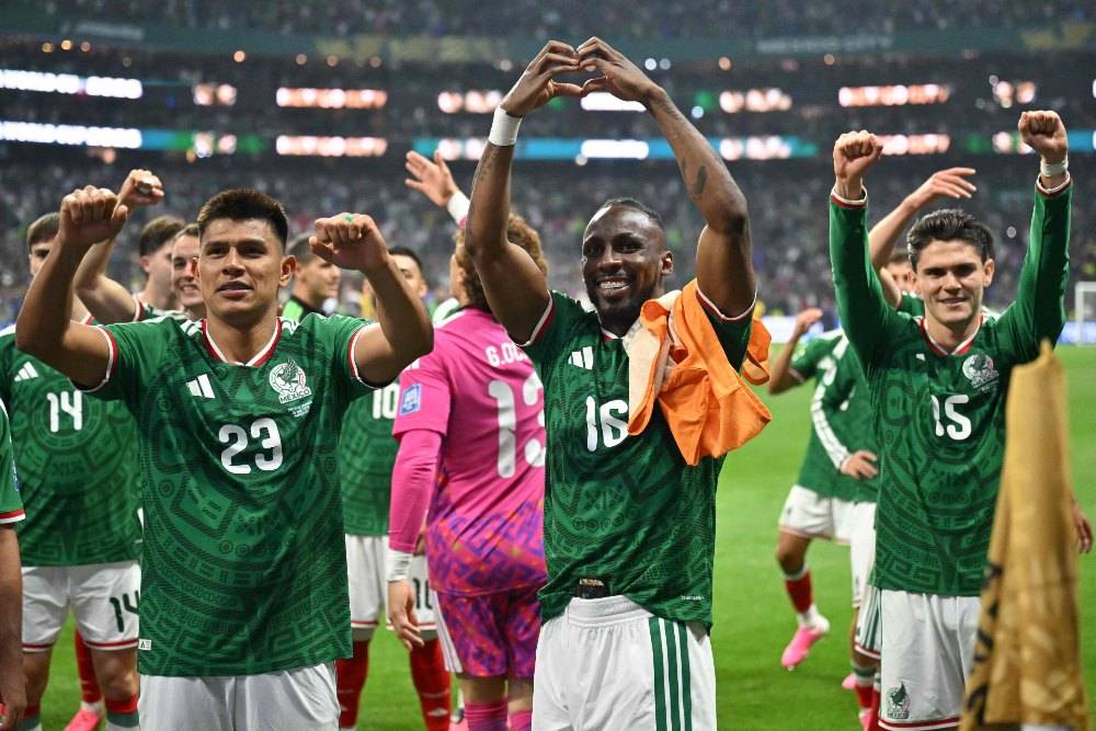 Mexico's defender #23 Jesus Gallardo, Mexico's forward #16 Julian Quinones and Mexico's defender #15 Israel Reyes celebrate after winning the 2026 World Cup round of 32 football match between Mexico and Ecuador at the Mexico City Stadium in Mexico City. Photo by AFP