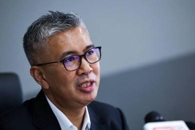 Former Investment, Trade and Industry Minister Tengku Datuk Seri Zafrul Abdul Aziz - Photo by Bernama