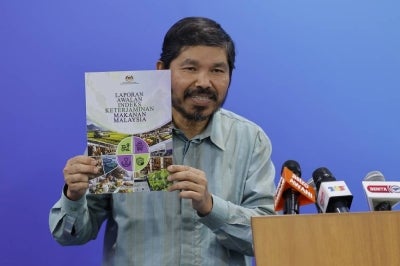 Chief Statistician Datuk Seri Dr Mohd Uzir Mahidin has concluded his distinguished 36-year career within Malaysia’s national statistical system. File photo
--fotoBERNAMA (2026) HAK CIPTA TERPELIHARA