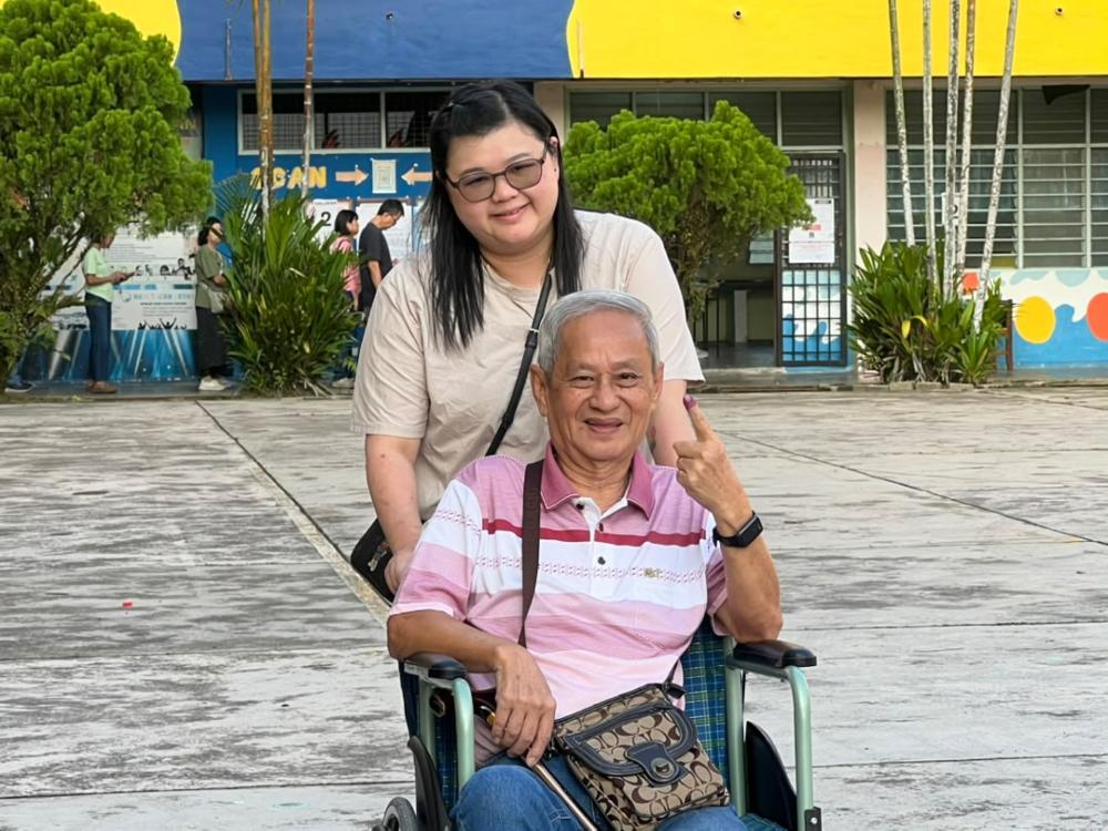 Among the early voters was Ong Ik Sim, 78, a retired businessman, who said he had woken up as early as 6am in preparation to cast his ballot.