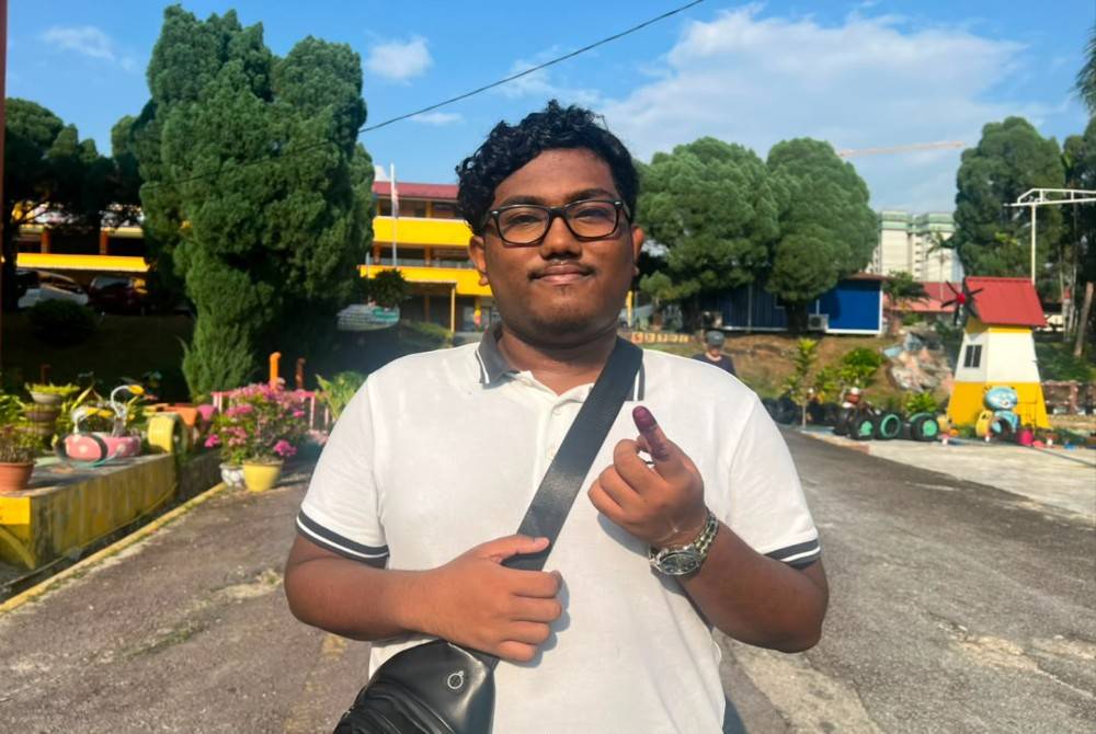 Kamaleshwar Saravanan, 18.