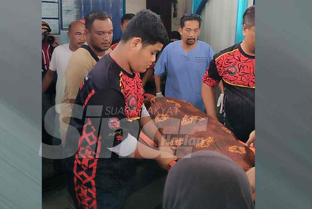 Muhammad Hafiz Al Hakim's body was claimed by his family at about 12.25pm before being transported by a hearse to a mosque for funeral arrangements.