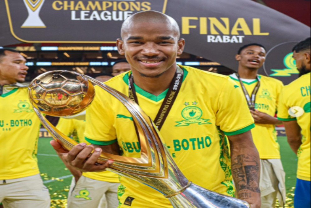 Born in Cape Town, he began his professional career with Stellenbosch FC before joining CAF Champions League winners Mamelodi Sundowns in January 2025. ( Source : Instagram/@jaydenadams_23 )