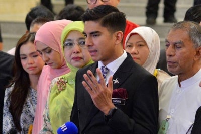 Muar MP Syed Saddiq Syed Abdul Rahman during a press conference after the Federal Court acquitted and discharged him of four corruption charges linked to funds belonging to Bersatu Youth wing, Armada. - Photo by ASRIL ASWANDI SHUKOR 