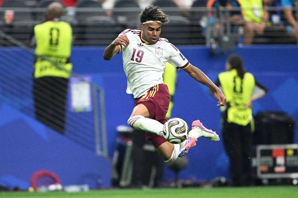 Spain's forward #19 Lamine Yamal controls the ball during the 2026 World Cup football tournament semi-final match between France and Spain at the Dallas Stadium in Arlington. Photo by Mauro Pimentel/AFP