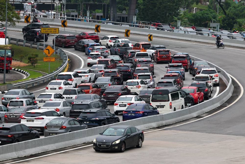 A spate of fatal road accidents involving motorcyclists in Selangor over the past few days has once again highlighted road safety concerns after crashes in Puncak Alam, Klang and Shah Alam claimed multiple lives. BERNAMA FILE PIX