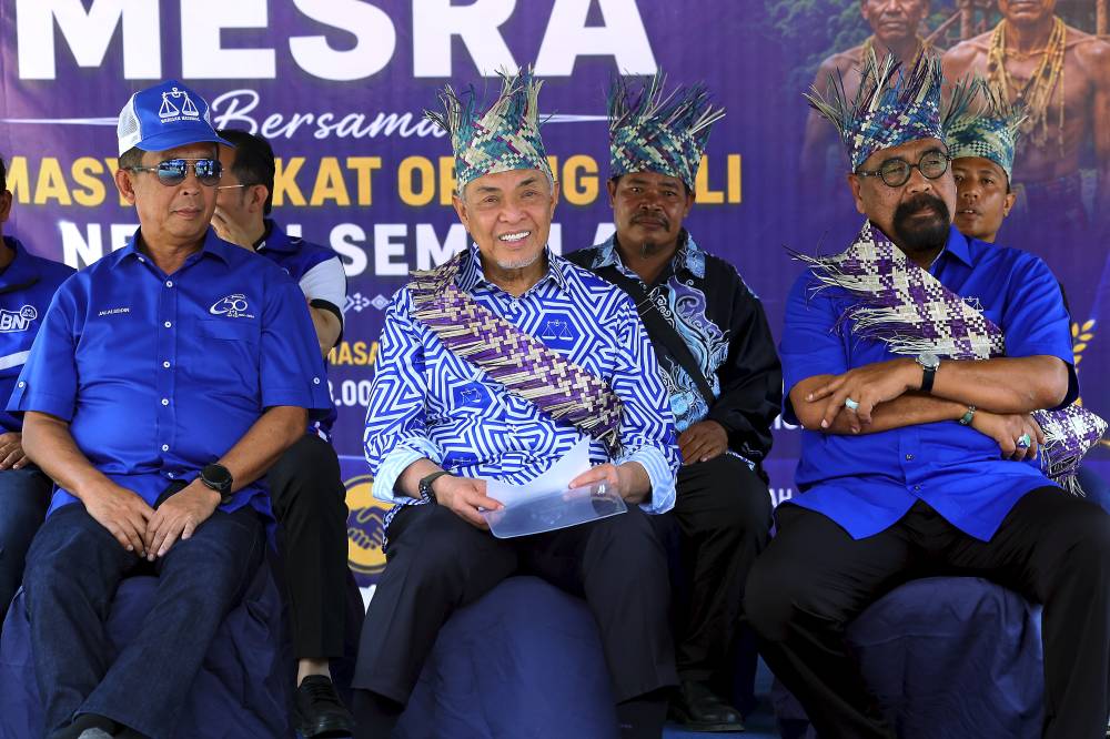 BN chairman and Deputy Prime Minister Datuk Seri Ahmad Zahid Hamidi at a gathering with the Negeri Sembilan Orang Asli community in Kampung Tohor, Kenaboi in Jelebu, today. - Photo by Bernama