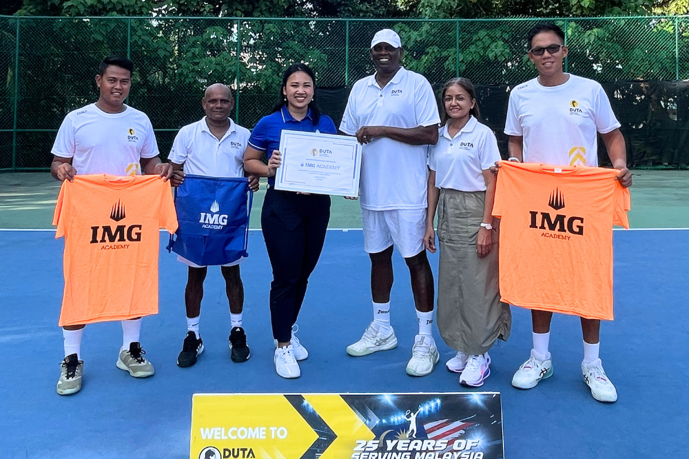 The DUTA International Tennis Academy and IMG Academy team.