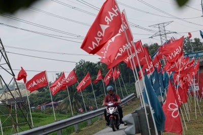 PH retained the Chuah state seat in the 16th Negeri Sembilan State Election after its candidate Yew Boon Lye secured a comfortable victory over BN. - Photo by Bernama