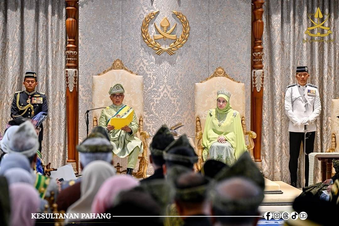 Photo taken from Kesultanan Pahang Facebook page.