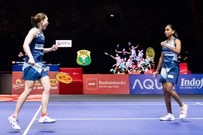 Malaysia's top women’s doubles pair Pearly Tan-M. Thinaah suffered a major upset today as they fell to unseeded Japanese duo Sumire Nakade-Miyu Takahashi in straight sets in the final of the Taiwan Open 2026. BERNAMA file photo