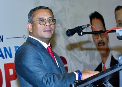 Selangor Menteri Besar Datuk Seri Amirudin Shari - Photo by Bernama