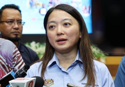 Minister in the Prime Minister's Department (Federal Territories) Hannah Yeoh said that responsibility must be given serious attention by all local authorities and, at the same time, accompanied by thorough monitoring of enforcement officers to prevent the occurrence of abuse of power when carrying out their duties. BERNAMA photo
