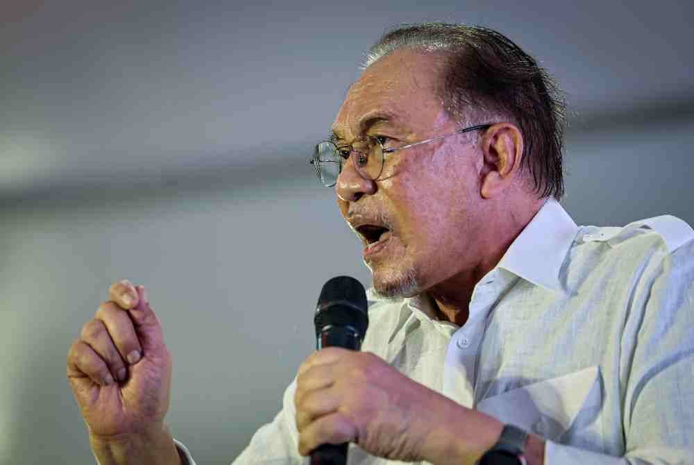'Debate me or debate Tabung Haji?' – Anwar slams opposition's focus on his absence