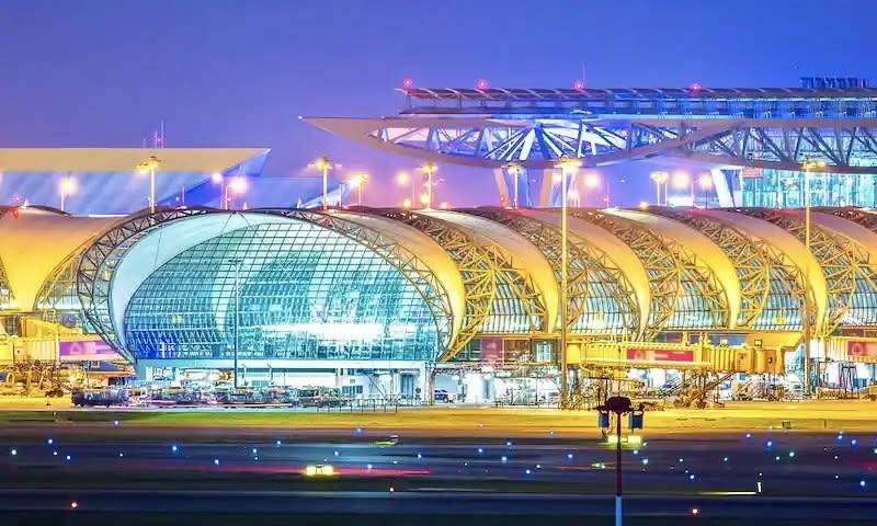 A Malaysian citizen travelling from Kuala Lumpur to Hokkaido, Japan, passed away during transit at Suvarnabhumi Airport on Monday. (Photo from Facebook)