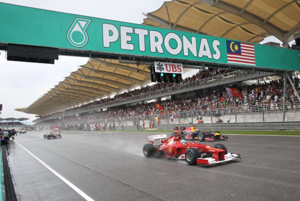 Fans of Malaysian motorsports will have the opportunity to catch the Formula 1 (F1) Gulf Air Bahrain Grand Prix (GP) in Malaysia, at the Sepang International Circuit from Oct 2-4, with a three-day ticket priced as low as RM200 under special rates offered exclusively to Malaysian citizens. AFP FILE PIX