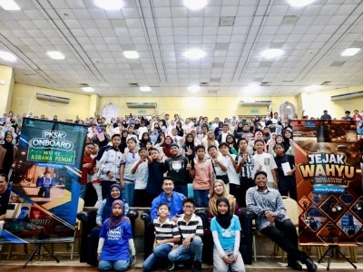 The Roblox-based games were developed through a collaboration between Fly High Education Centre and D’Blox Malaysia, with the initiative being showcased during a two-day workshop attended by more than 250 Year Five and Year Six students preparing for the Pentaksiran Kemasukan Sekolah Khusus (PKSK).